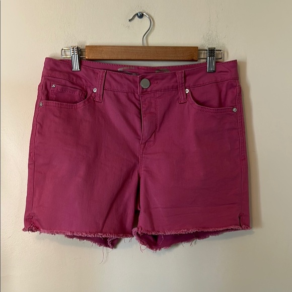 Seven Women's Pink Weekend Short Denim Shorts Size 8 - Picture 1 of 8